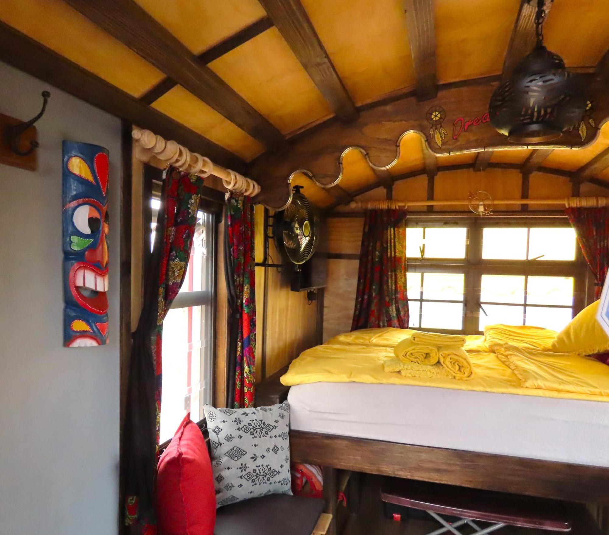 Bellatiny, Tiny House & Gypsy Wagon Apartamento Ondekaremba Exterior foto